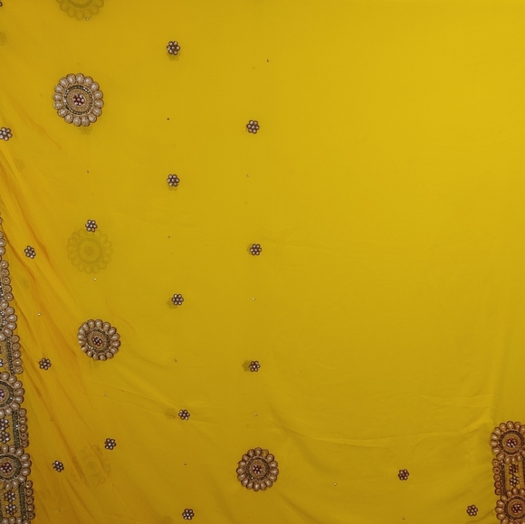 New saree with stitched blouse. No tags - Picture 6 of 7